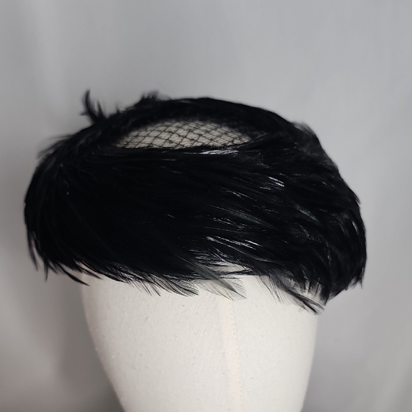 Vintage Black Feathered Hat - Picture 4 of 9